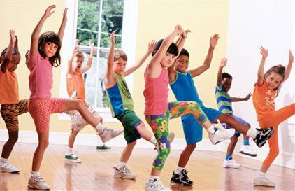 http://fitnesslines.com/wp-content/uploads/2010/02/fitnesslines-children-exercise.jpg