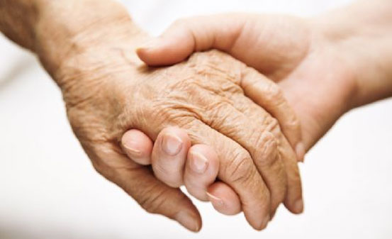 6 steps to help you take care of an elderly parent