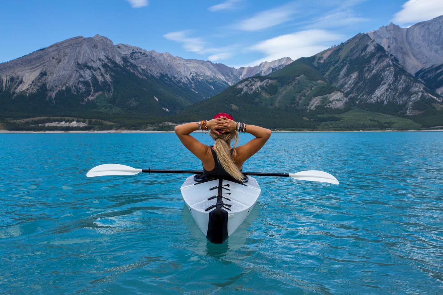 5 Awesome Health Benefits Of Kayaking + Bonus