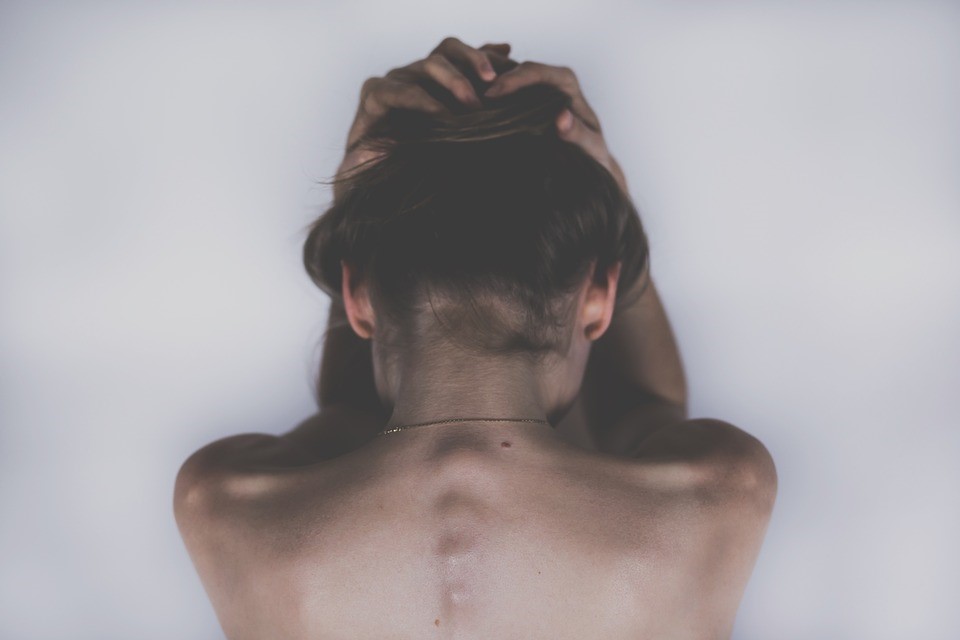 Here’re The Signs That Indicate You Might Be Suffering From Spinal Stenosis