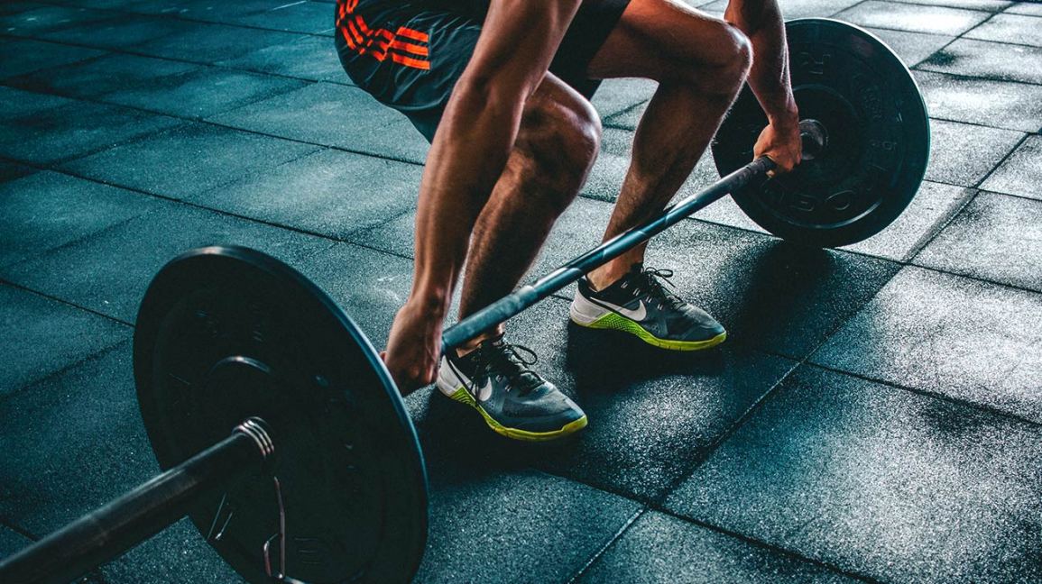 5 Most Essential Weightlifting Exercises for Bodybuilding at Home
